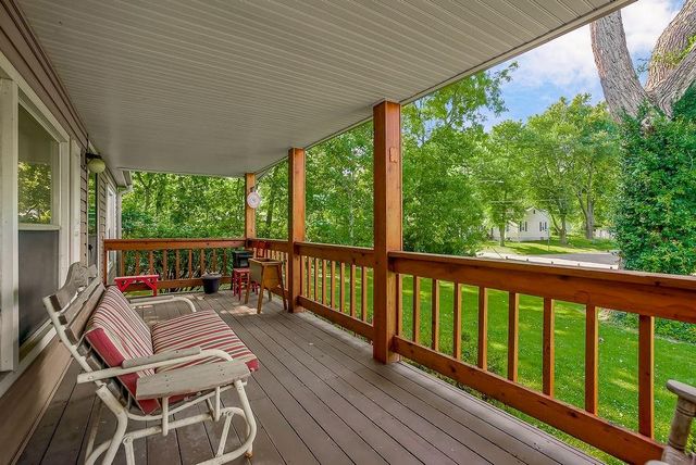 807 Chestnut Street, Greenwood, MO 64034