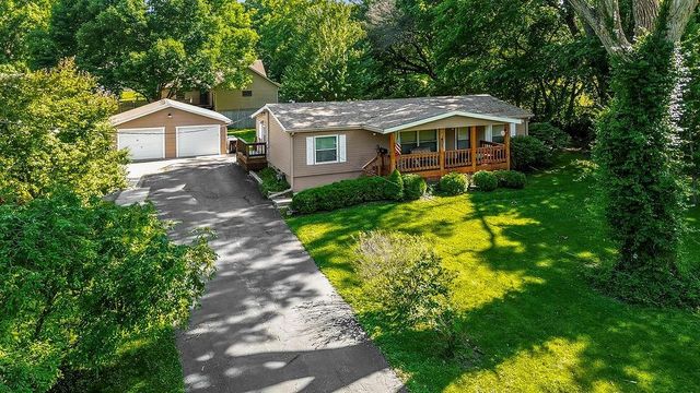 807 Chestnut Street, Greenwood, MO 64034