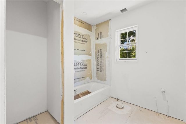 505 N Central St, East Bridgewater, MA 02333