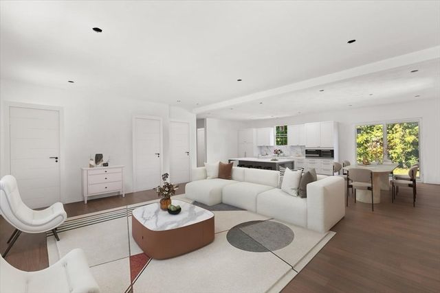 505 N Central St, East Bridgewater, MA 02333