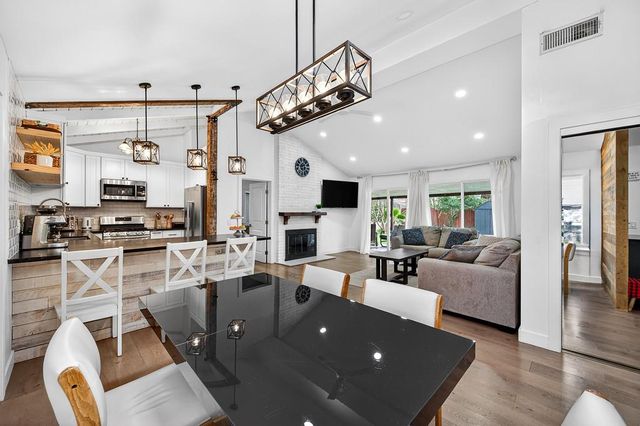 7456-7454 Summer Ave, Citrus Heights, CA 95621