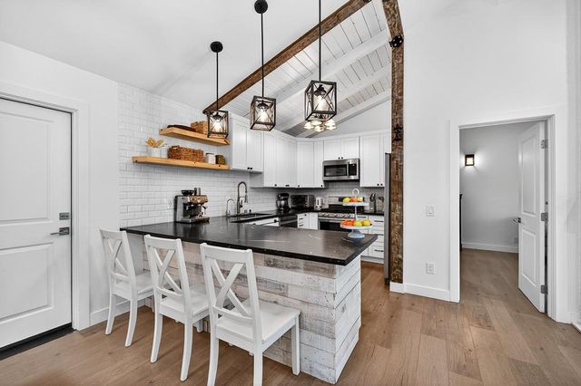 7456-7454 Summer Ave, Citrus Heights, CA 95621