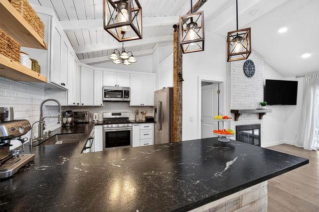 7456-7454 Summer Ave, Citrus Heights, CA 95621