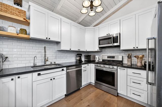 7456-7454 Summer Ave, Citrus Heights, CA 95621