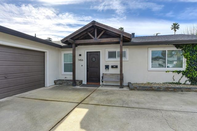 7456-7454 Summer Ave, Citrus Heights, CA 95621