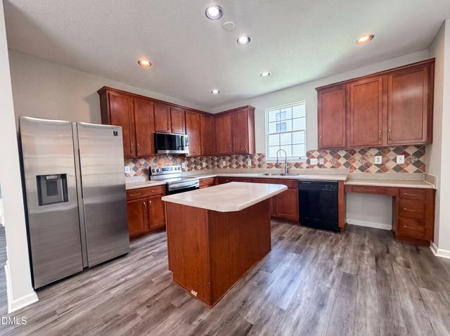 2618 Dutch Grove Circle, Raleigh, NC 27610