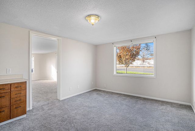 1100 Harvey Street, Muskegon, MI 49442