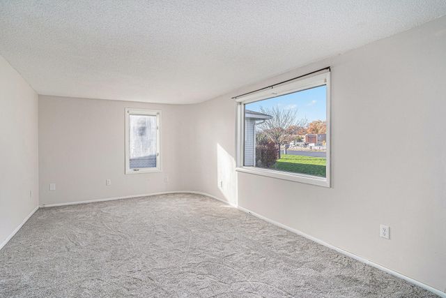 1100 Harvey Street, Muskegon, MI 49442