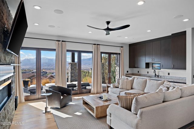 756 N Copper Belt Dr, Heber City, UT 84032