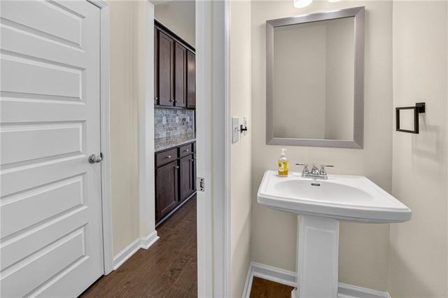 4200 Sunny Oak Lane, Norcross, GA 30071