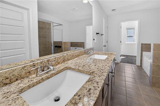 4200 Sunny Oak Lane, Norcross, GA 30071