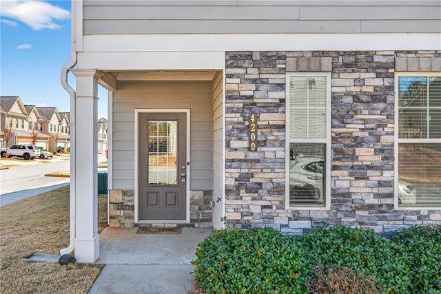 4200 Sunny Oak Lane, Norcross, GA 30071