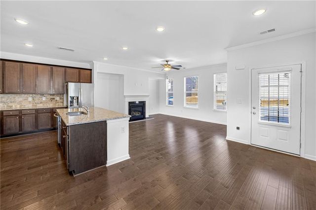 4200 Sunny Oak Lane, Norcross, GA 30071