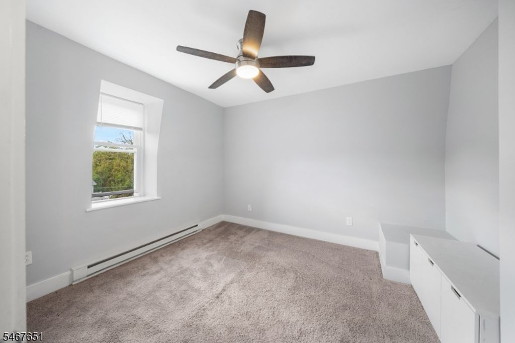66 Leigh St, Clinton Town, NJ 08809 — photo 2