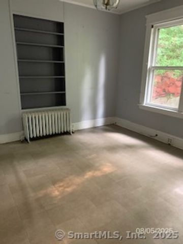 1054 Cooke Street, Waterbury, CT 06704