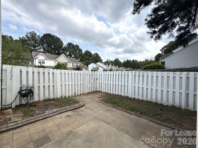 15318 Brynfield Drive, Charlotte, NC 28277