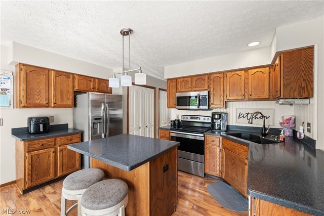 3752 Sandlewood Drive, Brunswick, OH 44212