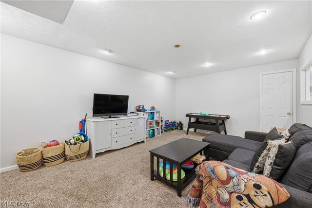3752 Sandlewood Drive, Brunswick, OH 44212