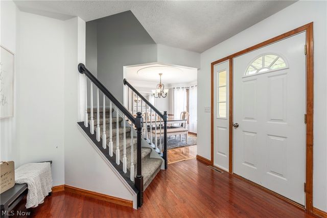 3752 Sandlewood Drive, Brunswick, OH 44212