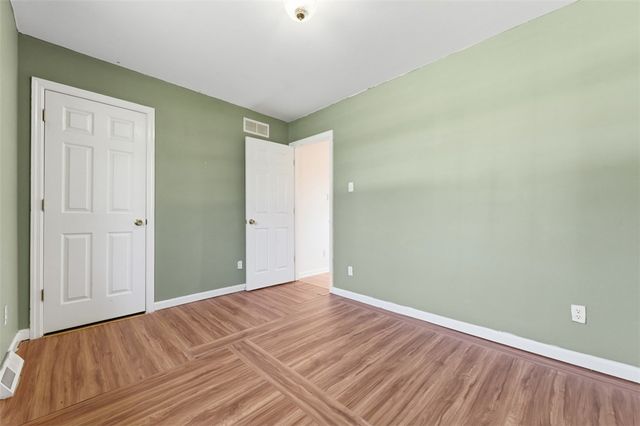 2346 Nicholson Rd, Franklin Park, PA 15143