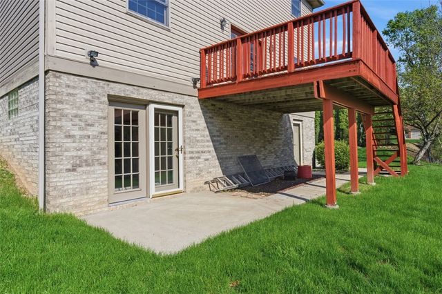 2346 Nicholson Rd, Franklin Park, PA 15143