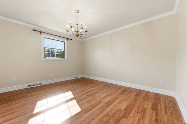 2346 Nicholson Rd, Franklin Park, PA 15143