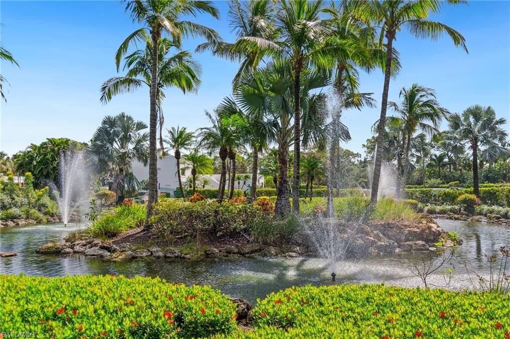 3327 Olympic DR 526, NAPLES, FL 34105 — exterior