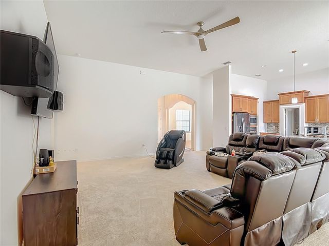 4022 DINNER LAKE WAY, Lake Wales, FL 33859