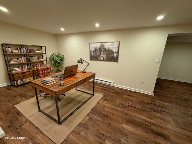 18 Pendleton Lane, Londonderry, NH 03053