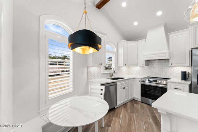 331 Snook Lane, Panama City, FL 32408