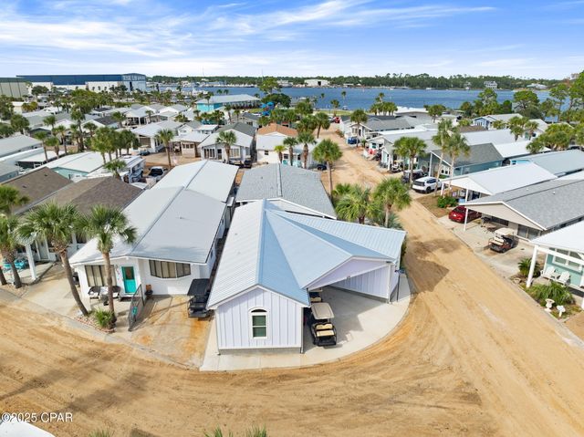 331 Snook Lane, Panama City, FL 32408