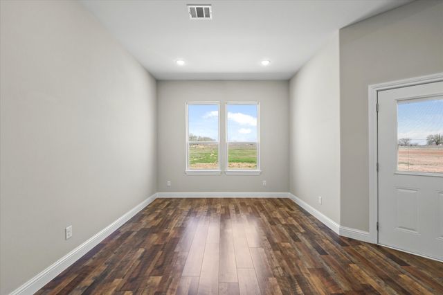 1955 Johnnie Drive, Springtown, TX 76082