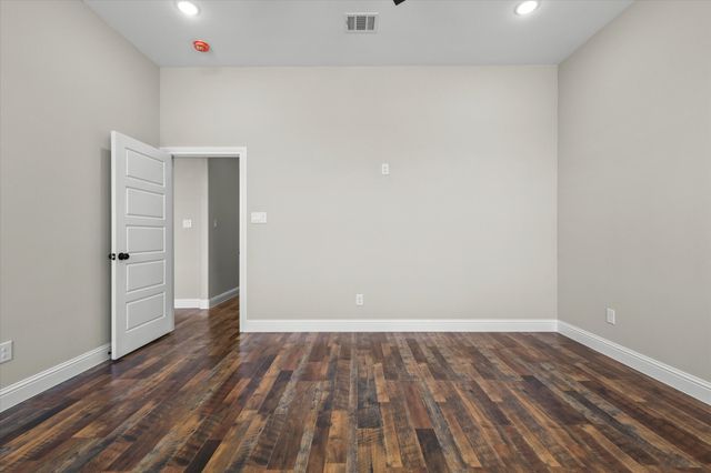 1955 Johnnie Drive, Springtown, TX 76082