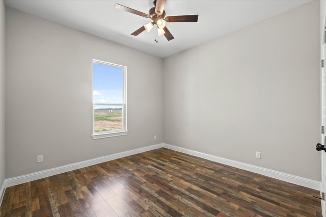 1955 Johnnie Drive, Springtown, TX 76082