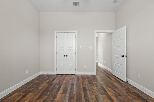 1955 Johnnie Drive, Springtown, TX 76082