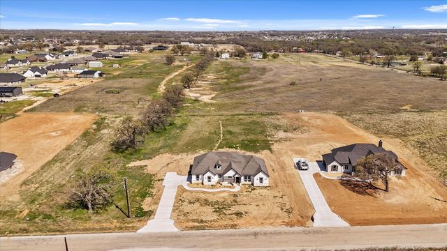1955 Johnnie Drive, Springtown, TX 76082