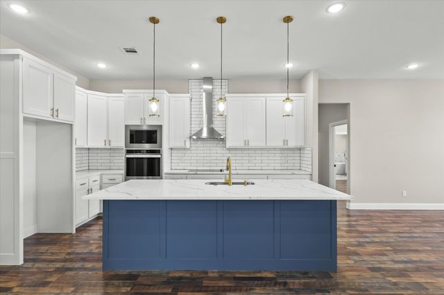 1955 Johnnie Drive, Springtown, TX 76082