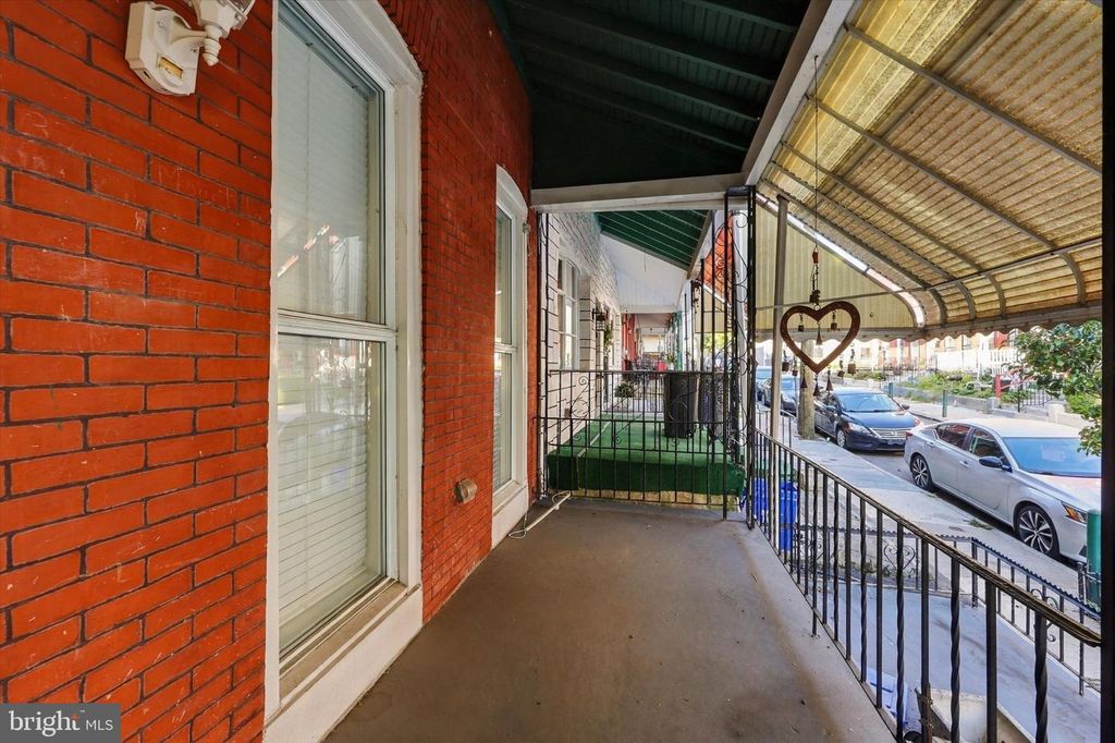 3214 MOUNT VERNON ST, PHILADELPHIA, PA 19104 — photo 2