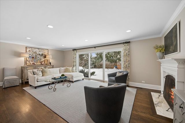 277 Hibbard Road, Winnetka, IL 60093