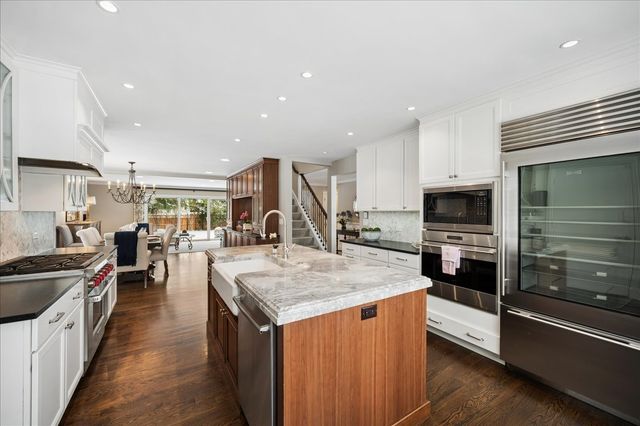 277 Hibbard Road, Winnetka, IL 60093