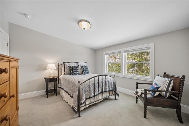 277 Hibbard Road, Winnetka, IL 60093