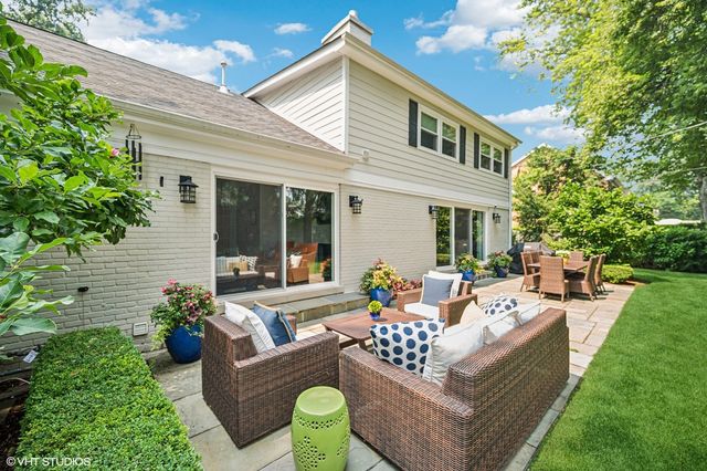 277 Hibbard Road, Winnetka, IL 60093