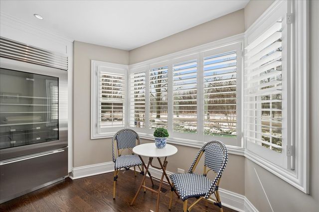 277 Hibbard Road, Winnetka, IL 60093