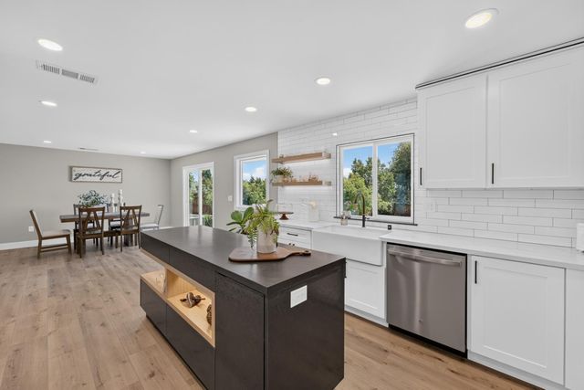 3572 Buena Vista Dr, Shingle Springs, CA 95682