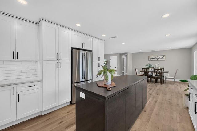 3572 Buena Vista Dr, Shingle Springs, CA 95682