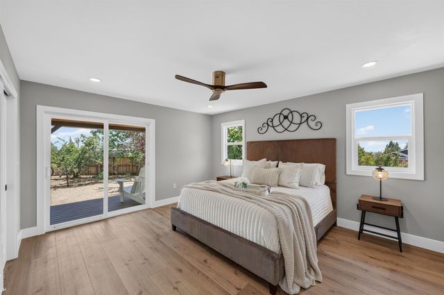 3572 Buena Vista Dr, Shingle Springs, CA 95682