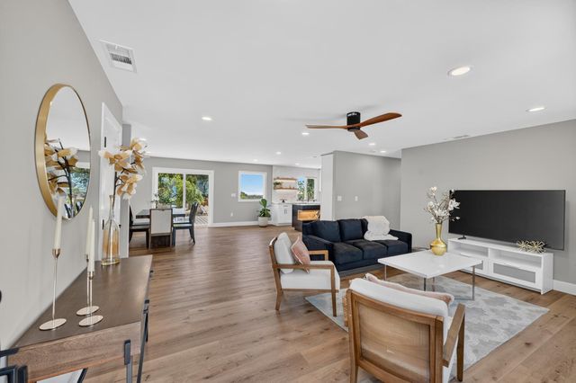 3572 Buena Vista Dr, Shingle Springs, CA 95682