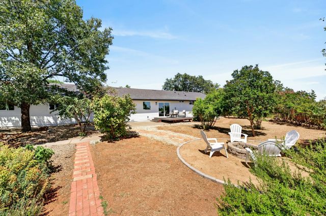 3572 Buena Vista Dr, Shingle Springs, CA 95682