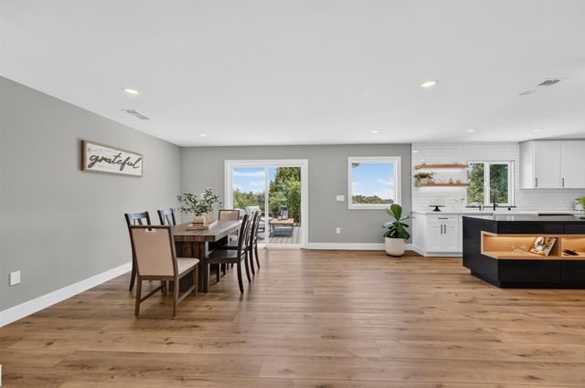 3572 Buena Vista Dr, Shingle Springs, CA 95682