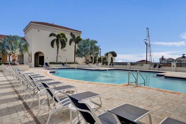 801 S Olive Avenue 225, West Palm Beach, FL 33401